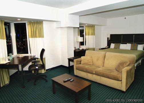 Niagara Plaza Hotel By Fairbridge 客房 照片